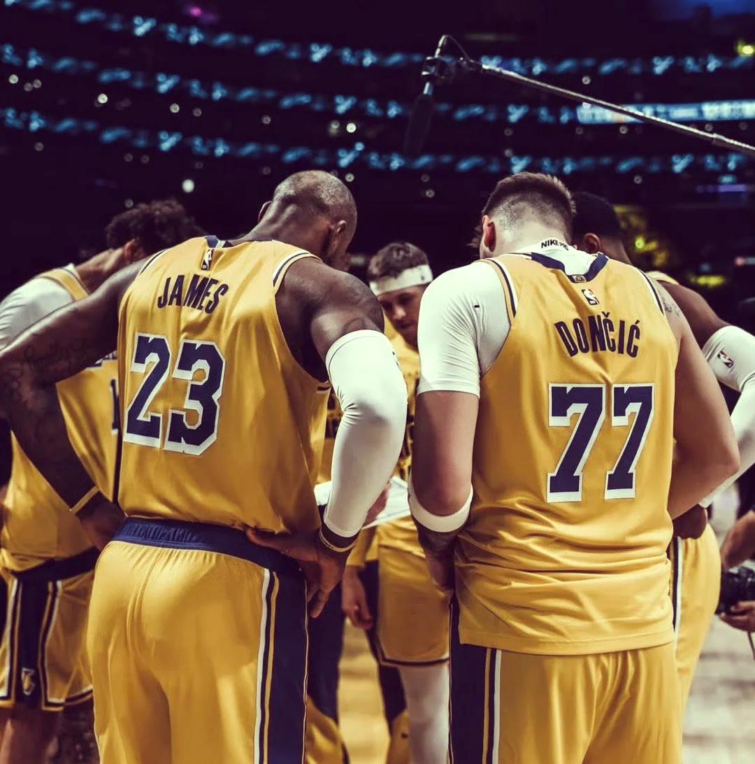 关于猛龙横扫南韩男篮,东契奇三分雨点燃全场的信息 关于猛龙横扫南韩男篮,东契奇三分雨点燃全场的信息