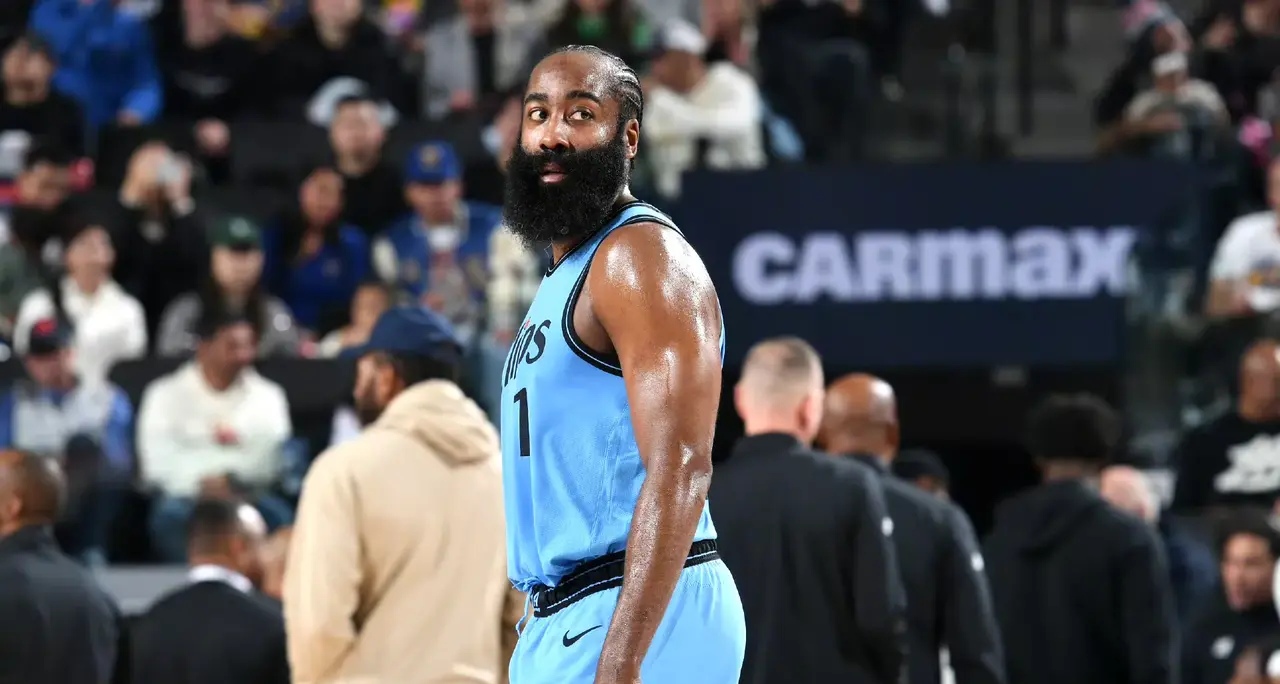 独行侠横扫雄鹿B队，布拉德利打破历史纪录的简单介绍