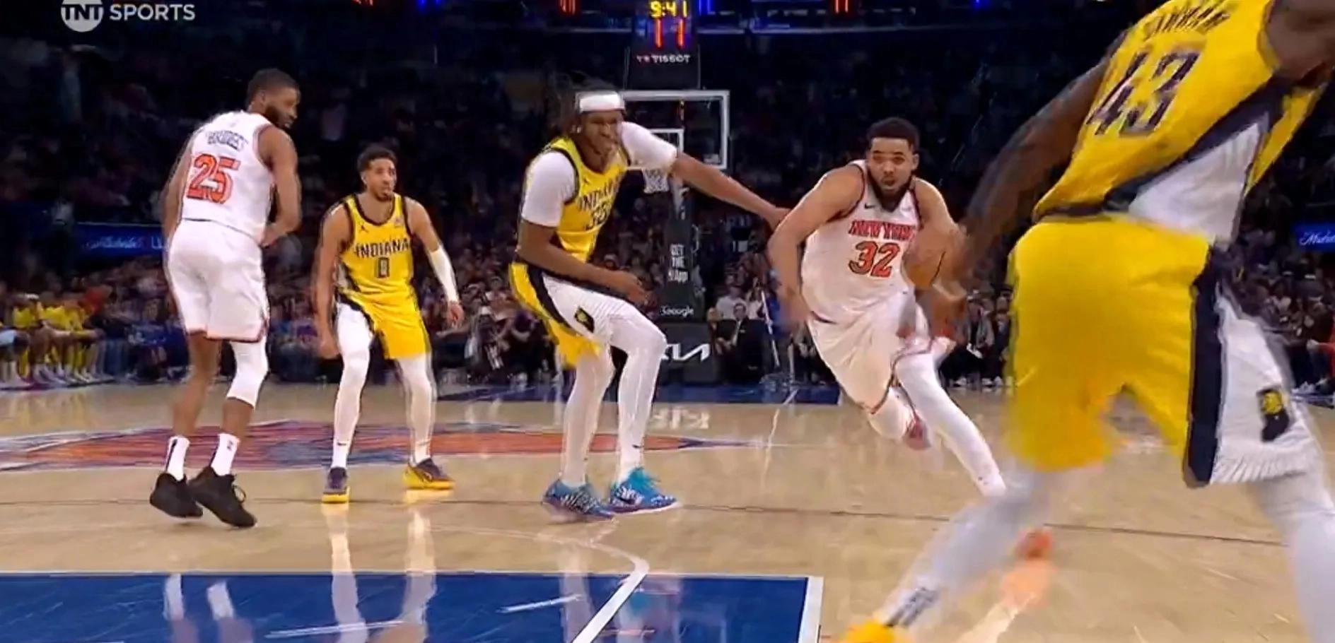 包含墨西哥男篮轻取步行者，波特三分雨点燃全场的词条