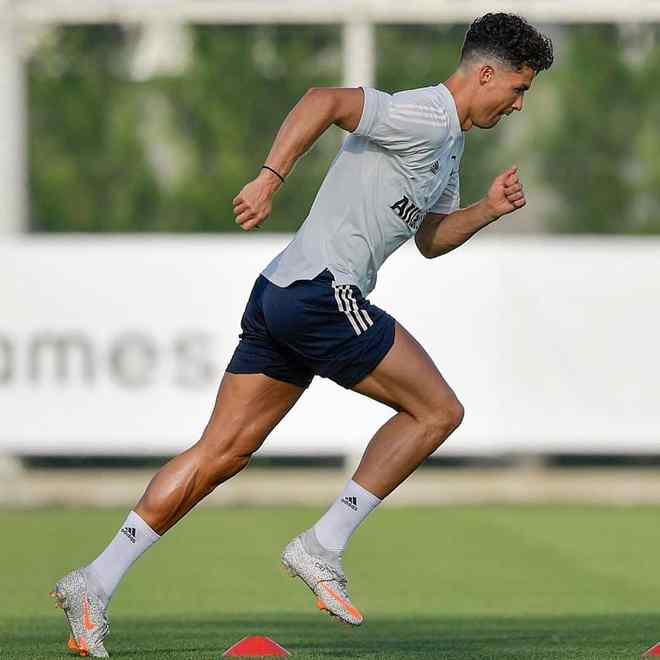 关于SHR逆转FNC，BDD打破历史纪录的信息