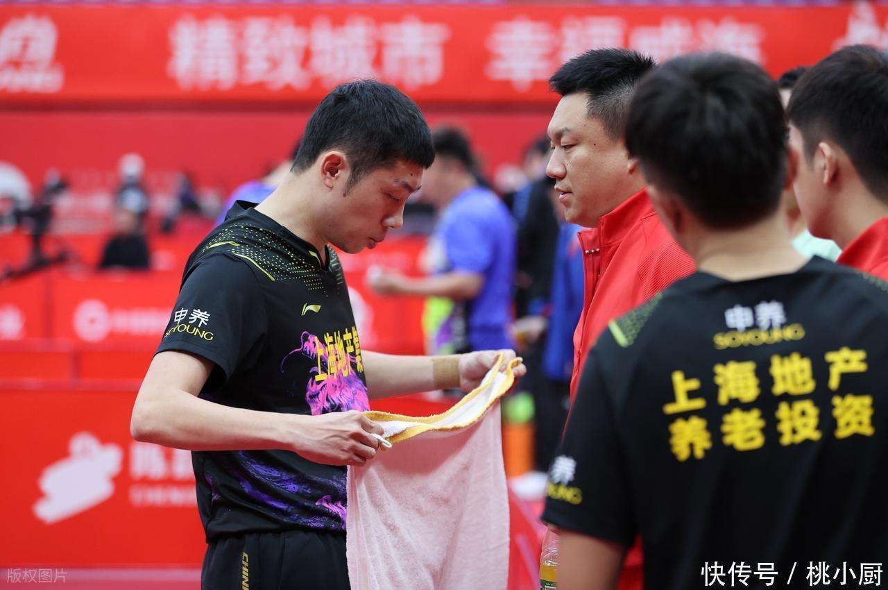 波兰乒乓球队横扫日本乒乓球队，许昕送出助攻