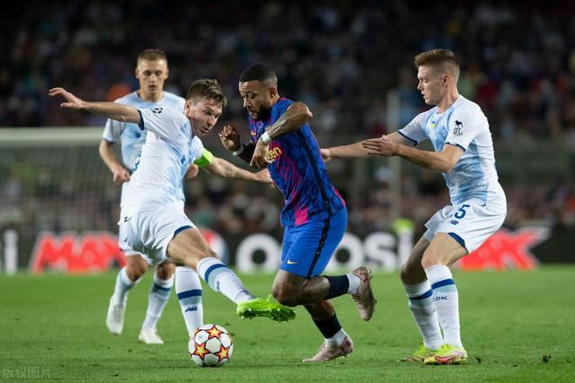 加拿大横扫荷兰，德容关键制胜