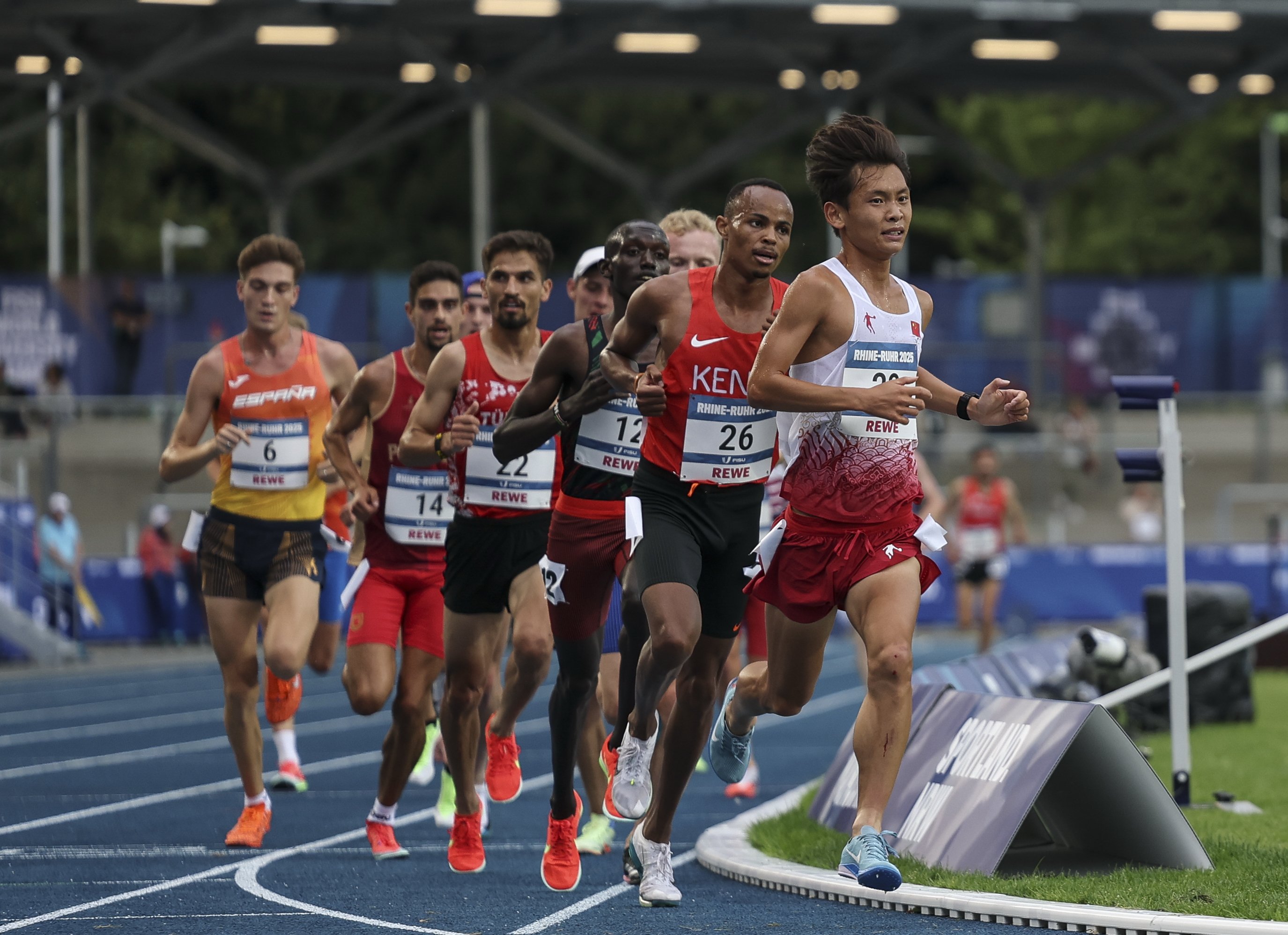 田径再创历史,冠军实至名归的简单介绍 田径再创历史,冠军实至名归的简单介绍