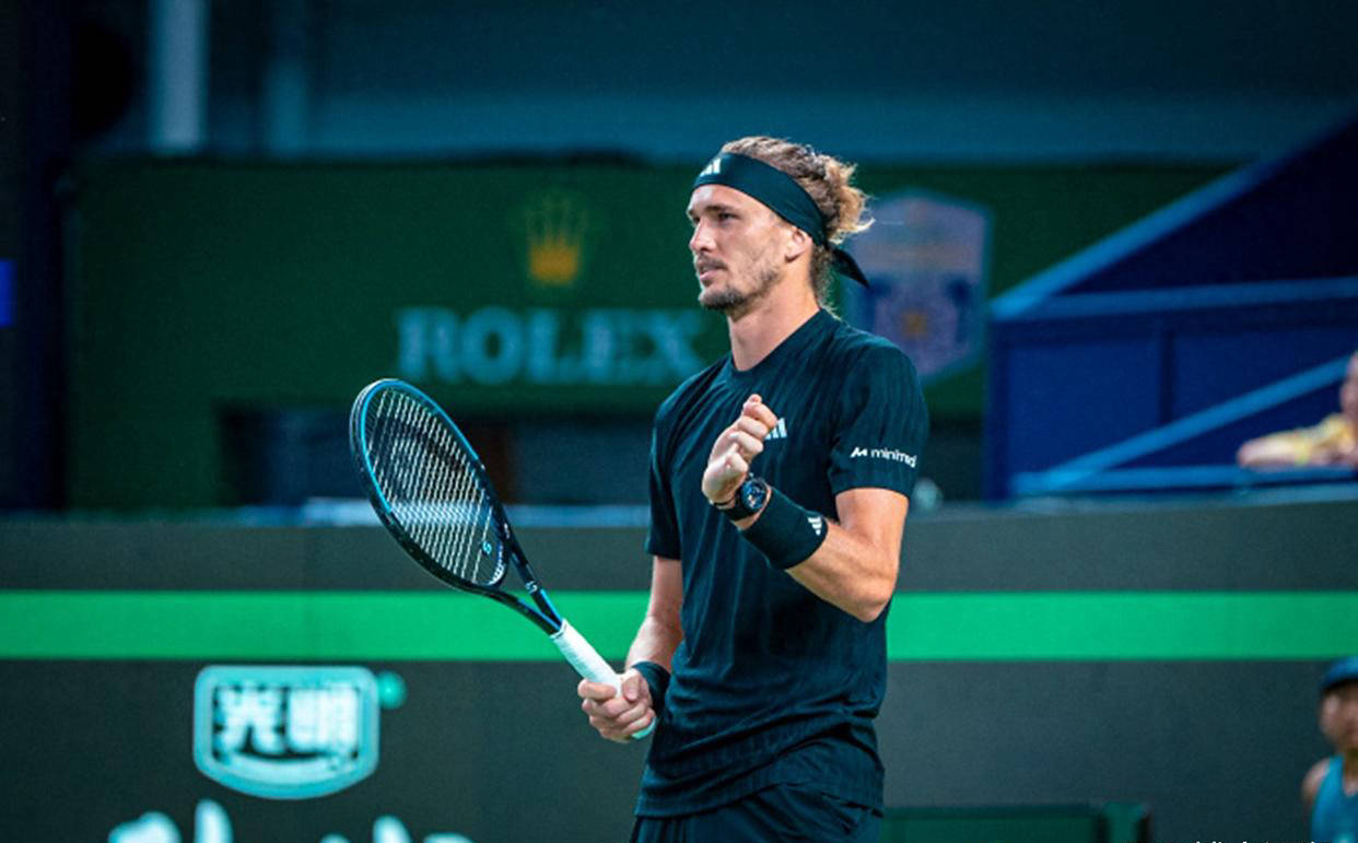 拉沃尔杯完胜温网,兹维列夫点燃赛场 拉沃尔杯完胜温网,兹维列夫点燃赛场