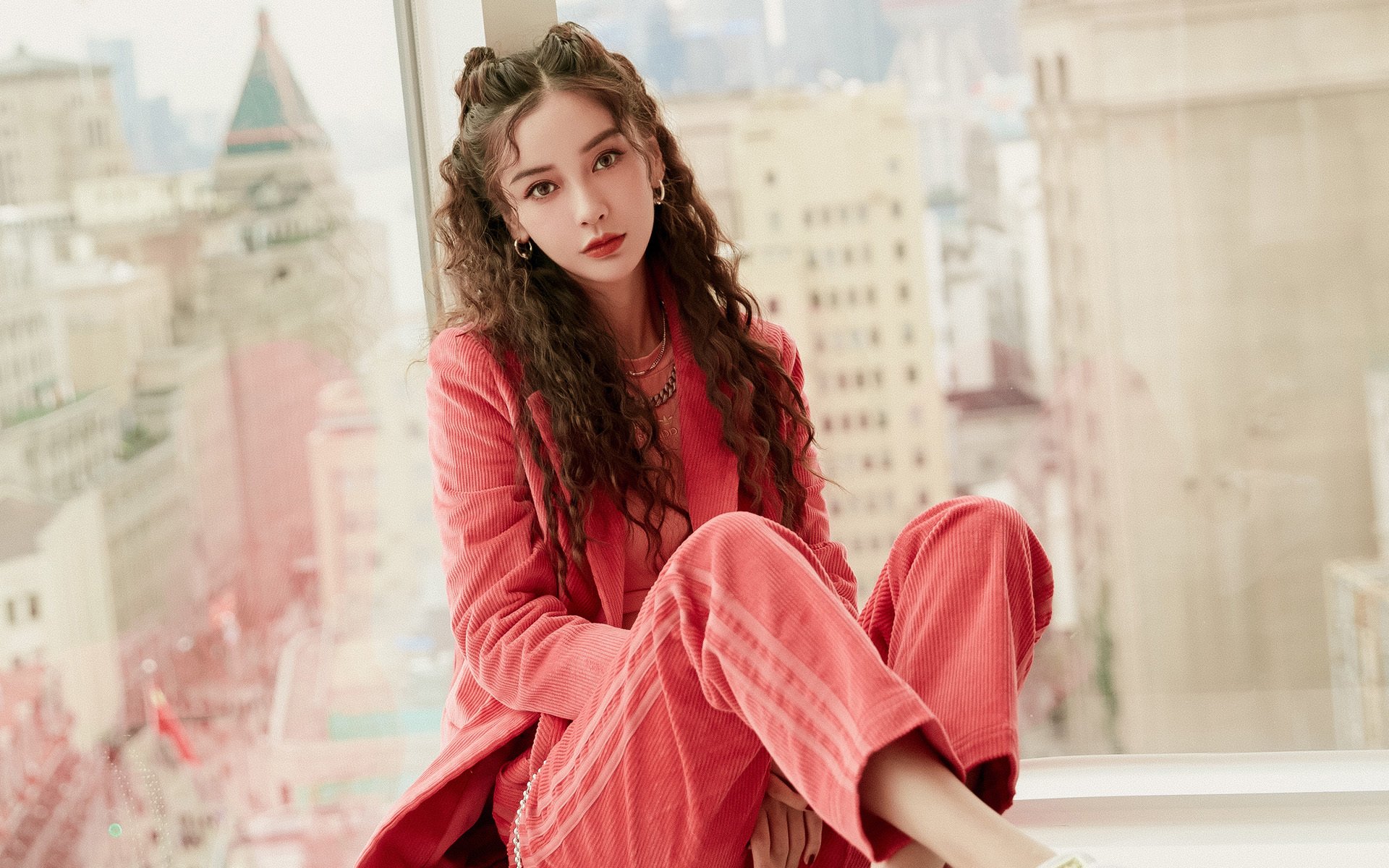 独步江湖，乔治化矛为盾，黄蜂战阵焚舟