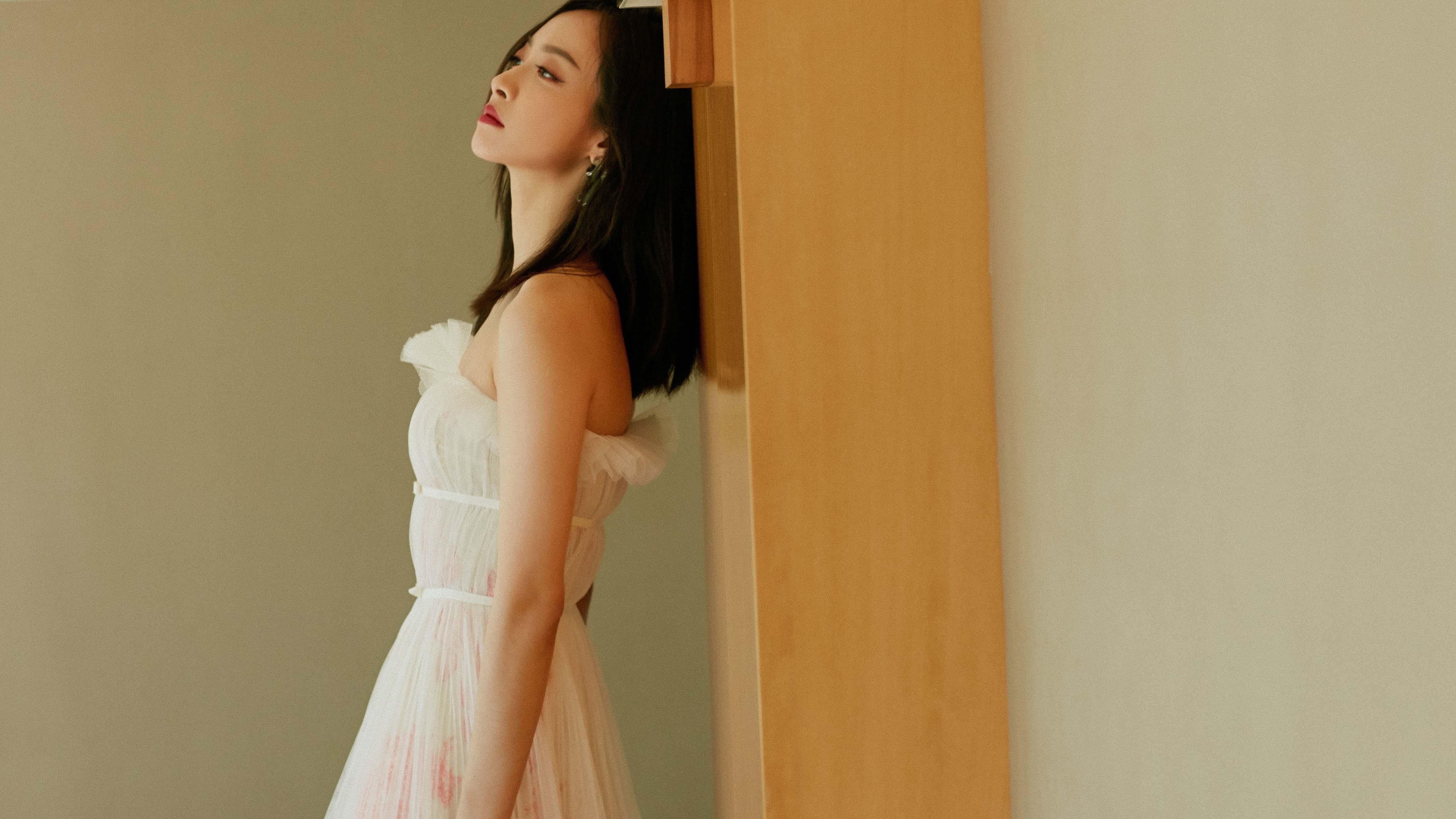 双面教科书,格列兹曼的独舞与尼日利亚的收割艺术