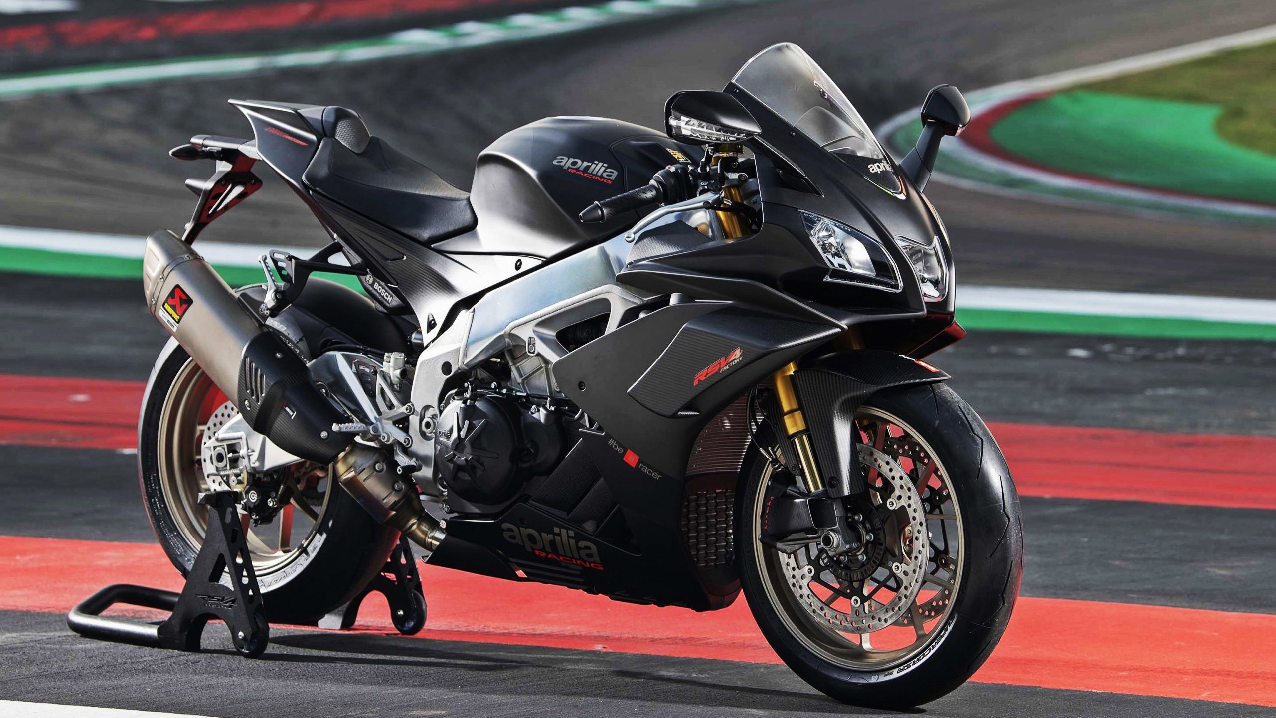 扎克·拉文改写史册，攻防两端的绝对统治让活塞奇迹般淘汰老鹰